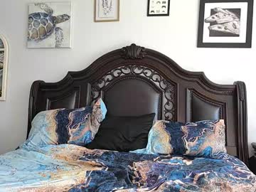 pussylix3's chat room