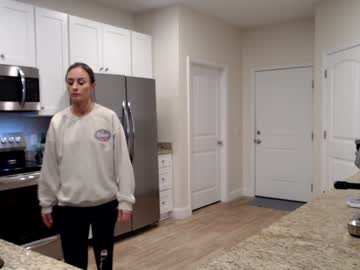 holihurricane's chat room