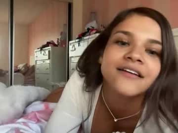 itsdaisypink's chat room