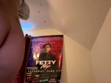 deepthroatqueen33's chat room