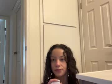 briannay0unggg's chat room