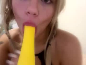 britneycherry08's chat room