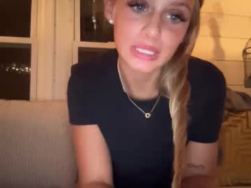 carlybora's chat room