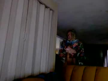 kipsy420's chat room