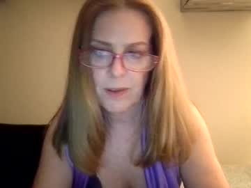 iampoppyy's chat room