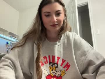 fantasyella's chat room