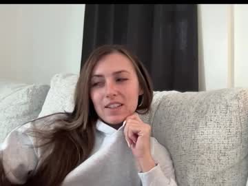 laylahlaylah1's chat room