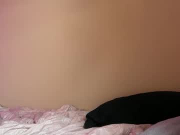 chloeros3e's chat room