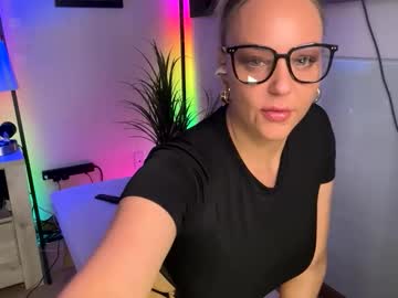 cumguzzlingskank's chat room