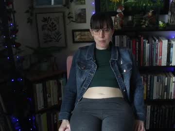 ellynaomi's chat room