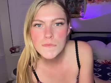 elliee81's chat room