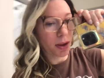 texas_blonde's chat room