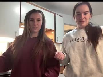 laylahlaylah1's chat room