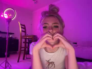 chloeros3e's chat room