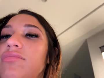 prettygirll23's chat room