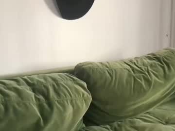 stacywithuu's chat room