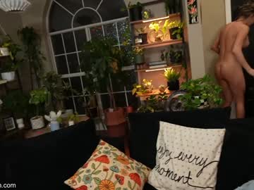 livanddrew's chat room