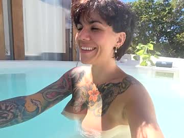 _frankie_rivers's chat room