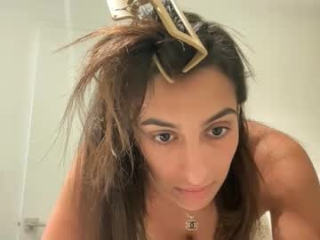 camiliakxoxo's chat room