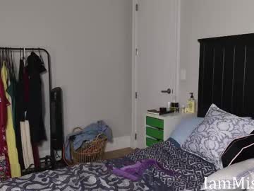 iammisstery's chat room