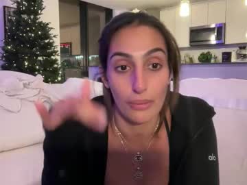 camiliakxoxo's chat room