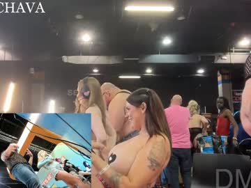 frenchava's chat room