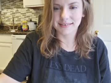 tinywithtiddies's chat room