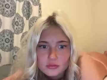 sophiamiles2's chat room