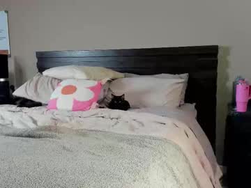 kyliebkillinit's chat room