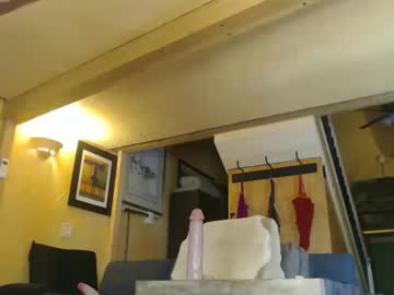 kimberlyfaysantana's chat room