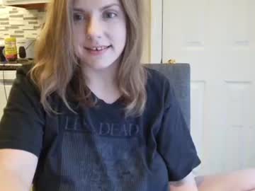 tinywithtiddies's chat room