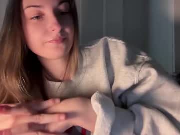 fantasyella's chat room