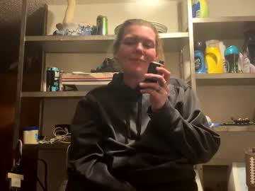 dickeddownsouth's chat room