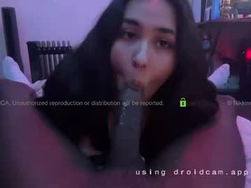 nikkinotnicki00's chat room