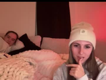 laylahlaylah1's chat room