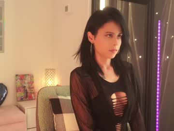 mysticxkitty's chat room