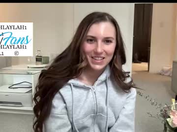 laylahlaylah1's chat room