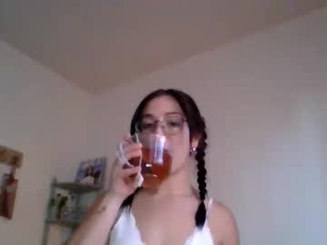 _sexylittleslutt's chat room