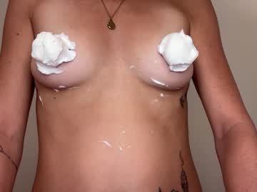 rileysmitheree's chat room