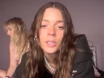 miamoorexo's chat room