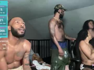 tommydabody's chat room