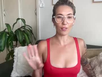 taylorslittlekingdom's chat room