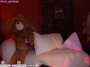 lucy_gooosey's chat room