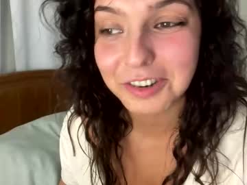 straightoutthetrailer's chat room