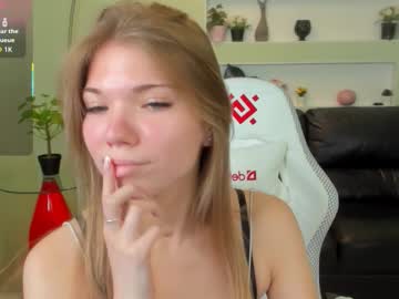 michafox's chat room