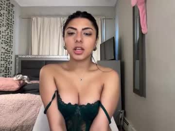 sophiasecretsx's chat room