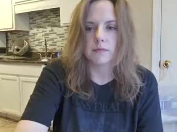 tinywithtiddies's chat room