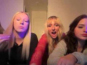 lilybrown07's chat room