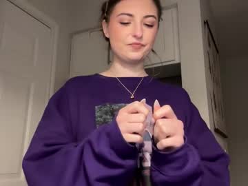 fantasyella's chat room