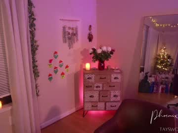 phoenix_taylor's chat room
